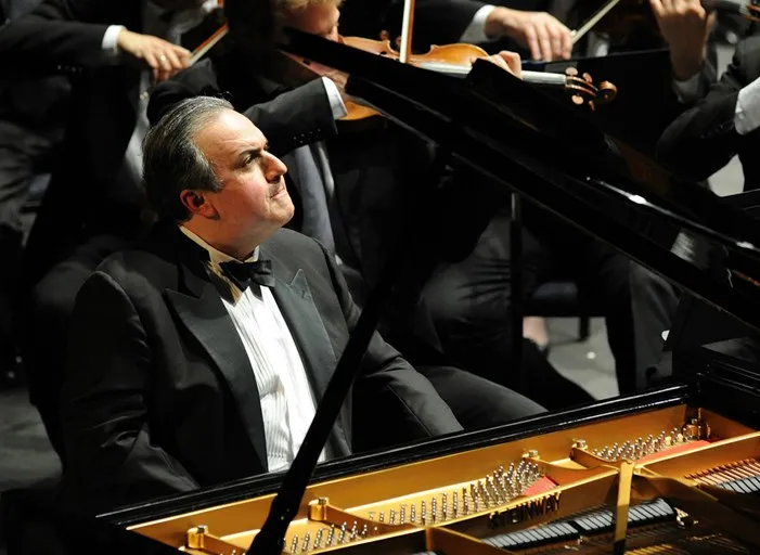 Ailey II, Rhapsody in Blue, Bronfman Plays Beethoven, and More Performances at the Arsht Center