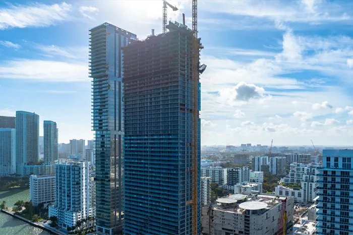 Aria Reserve - New Miami Construction Tower
