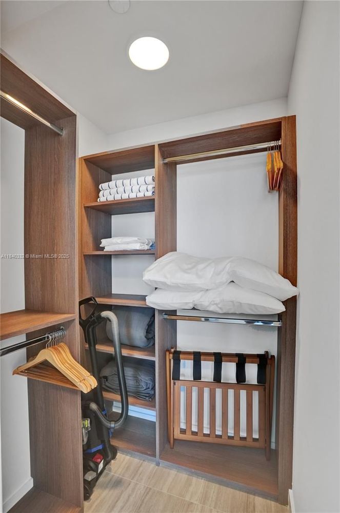 Unit 1208