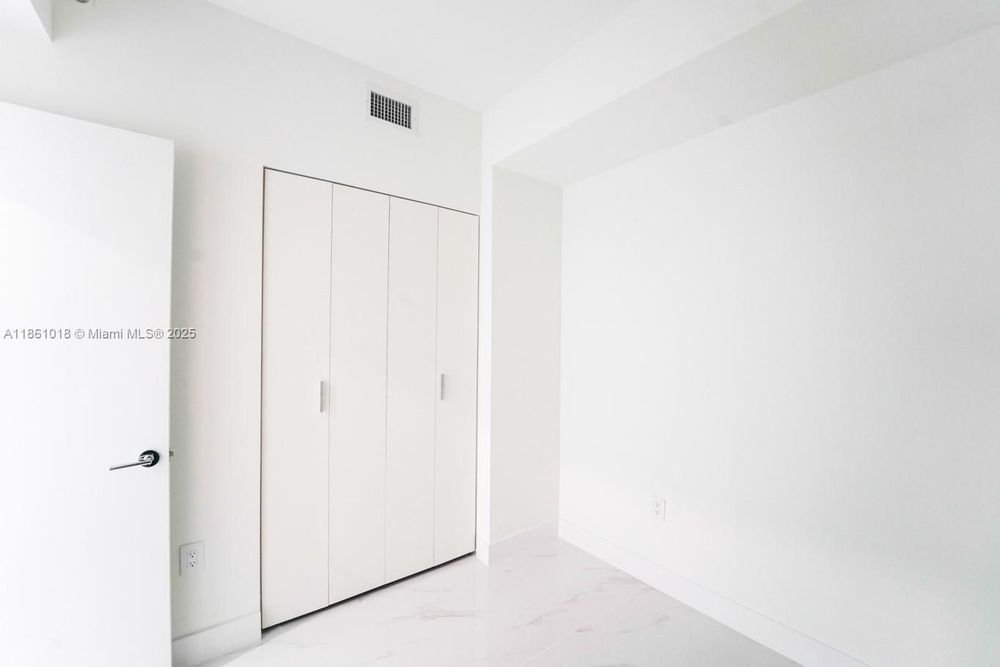 Unit 2904
