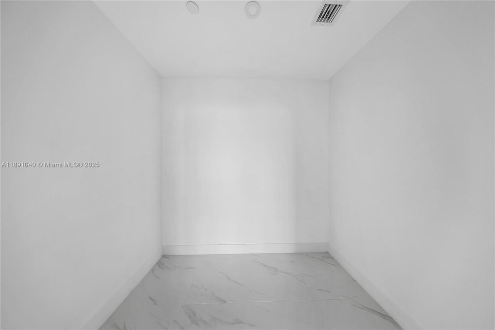 Unit 3402