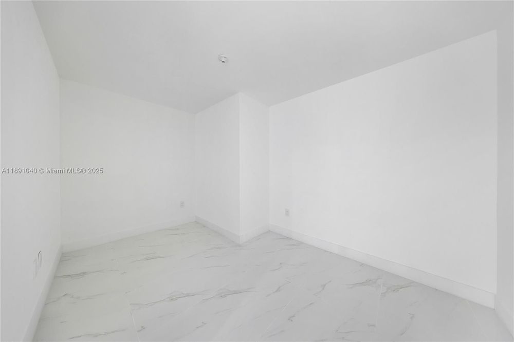 Unit 3402