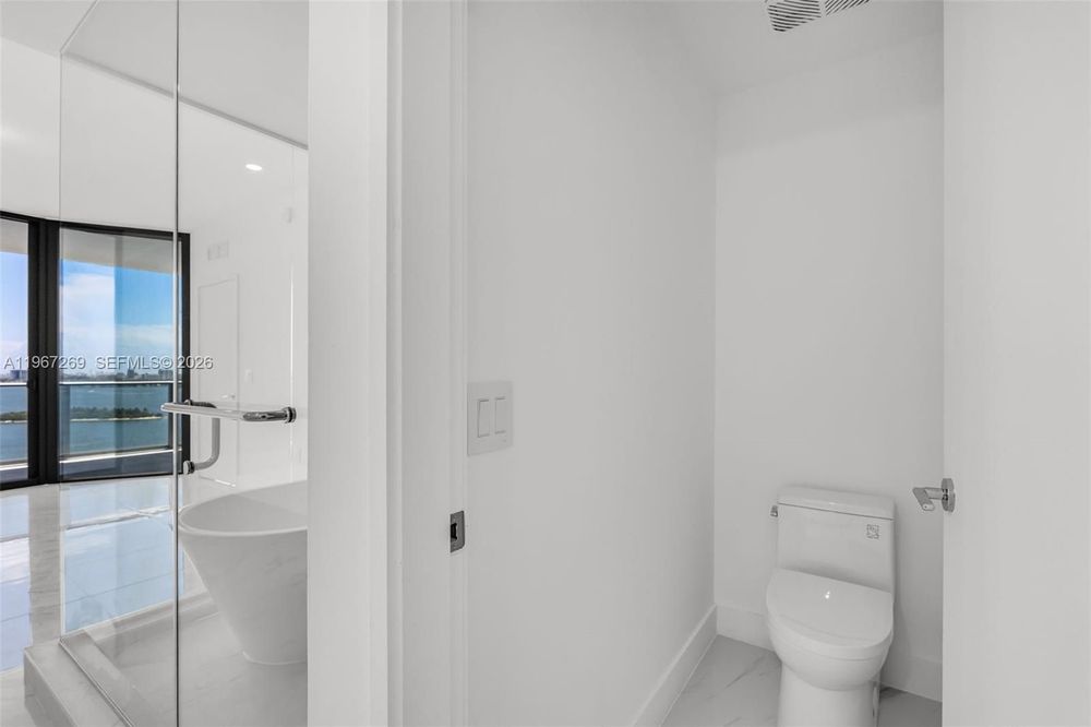 Unit 1806