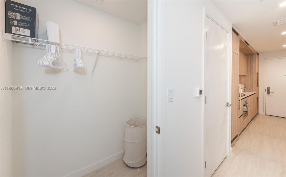Unit 3204