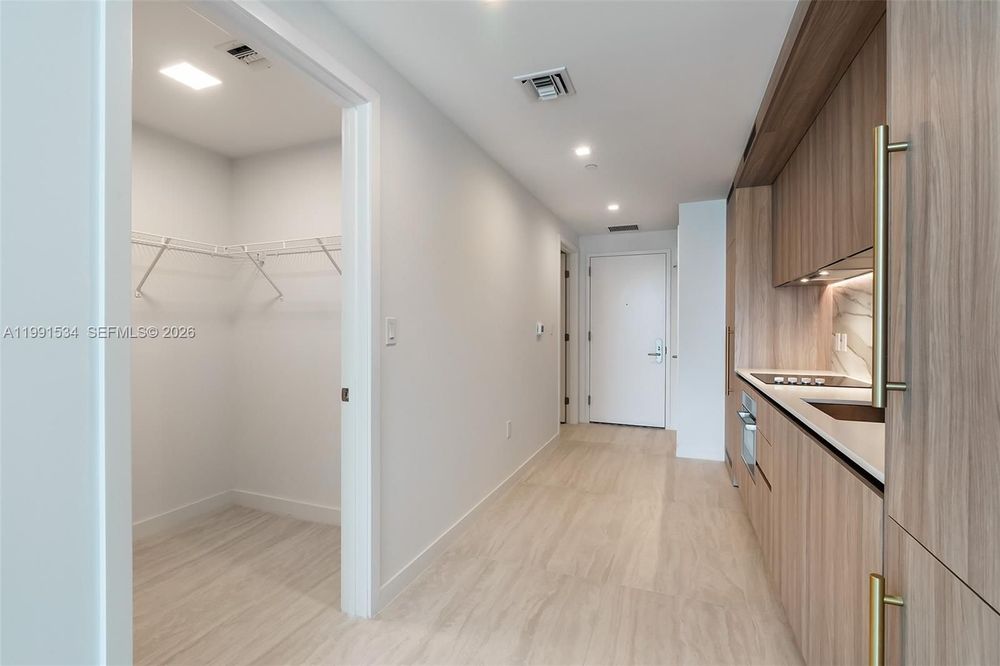 Unit 2403