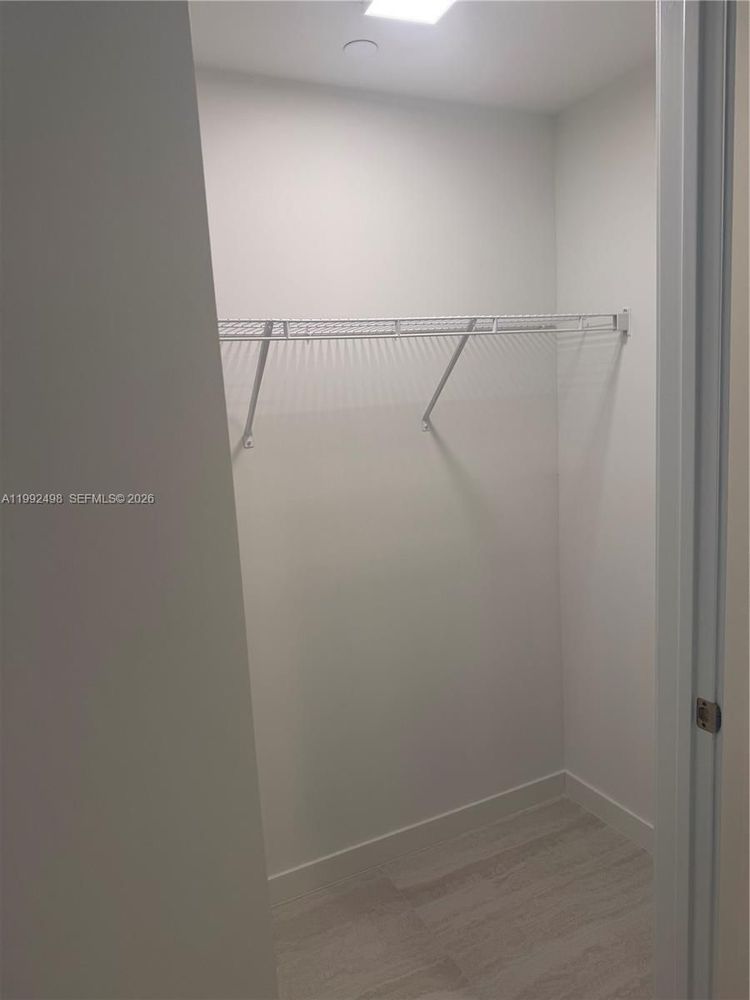 Unit 2204