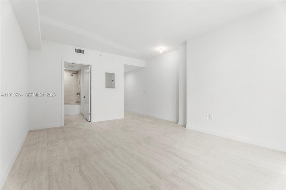 Unit 3304
