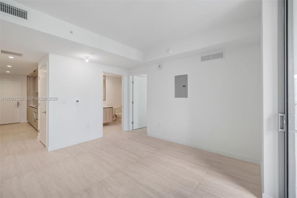 Unit 3205