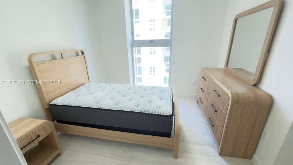 Unit 2306