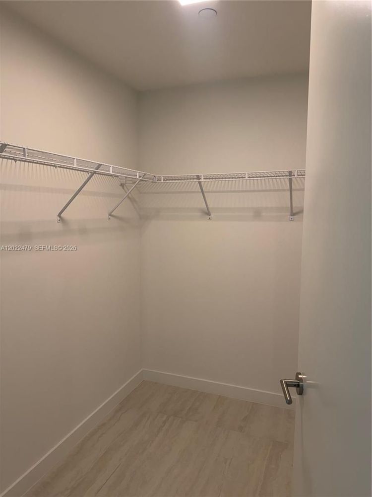 Unit 2306