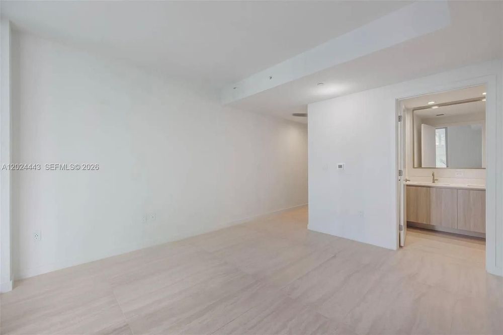 Unit 2305