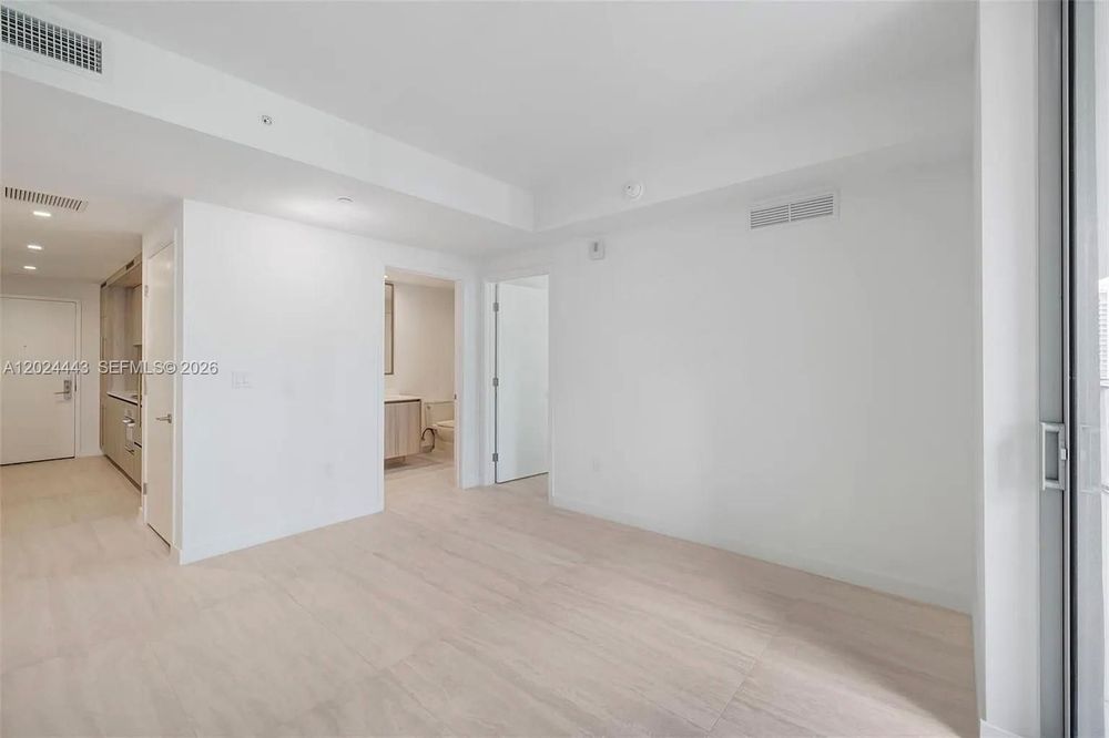 Unit 2305