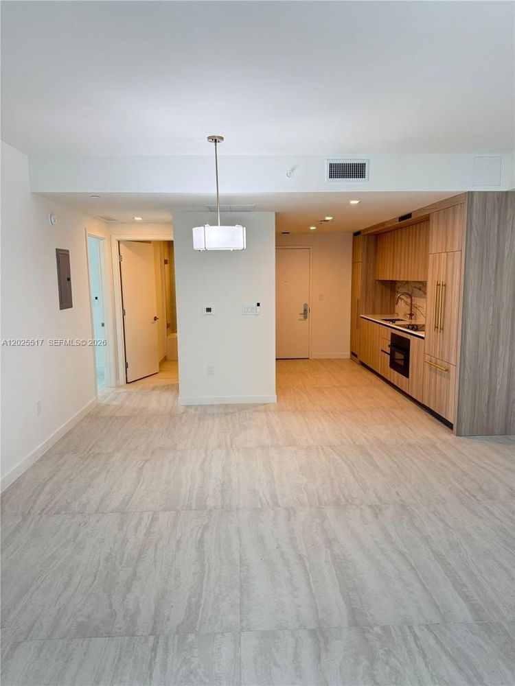 Unit 2307