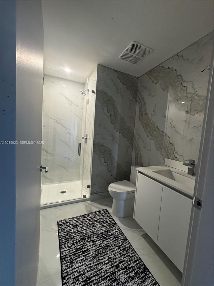 Unit 2206