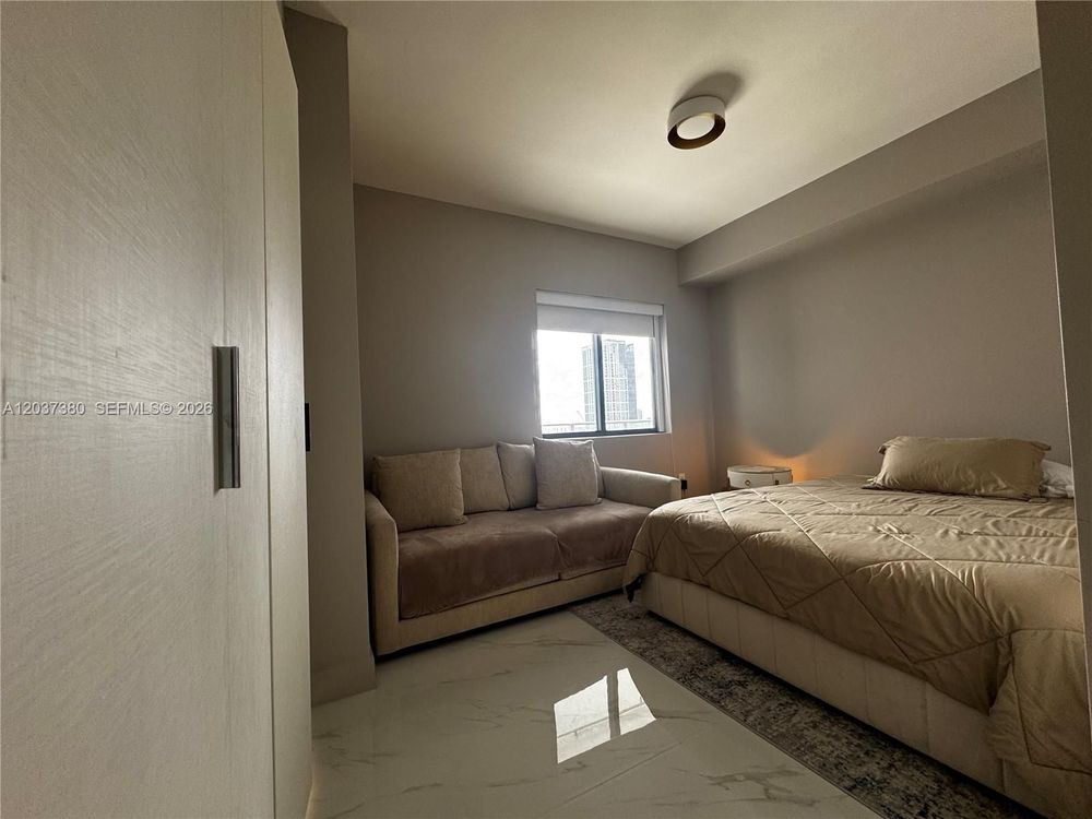 Unit 2206