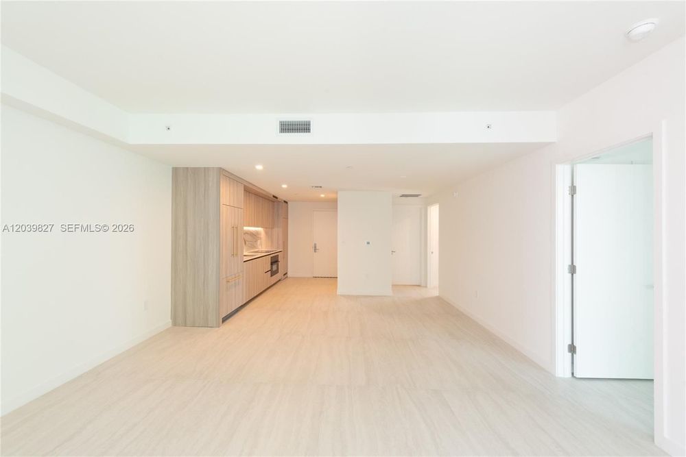 Unit 3206