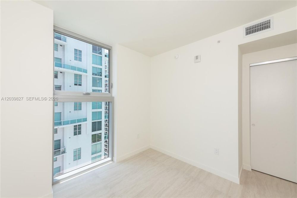 Unit 3206