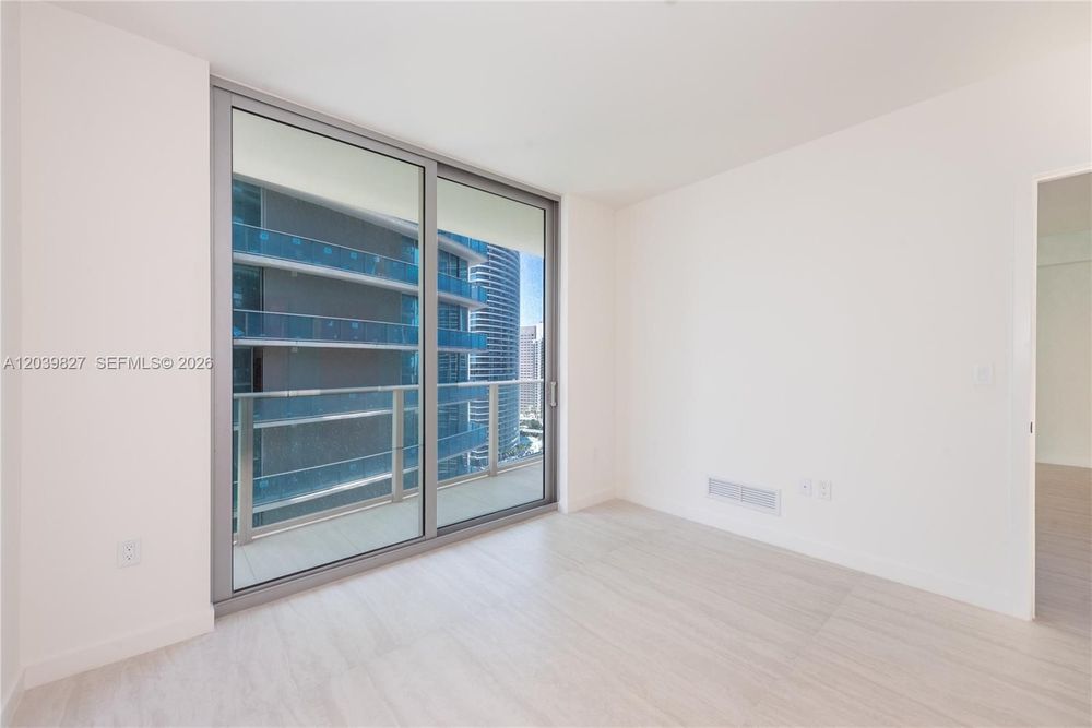 Unit 3206