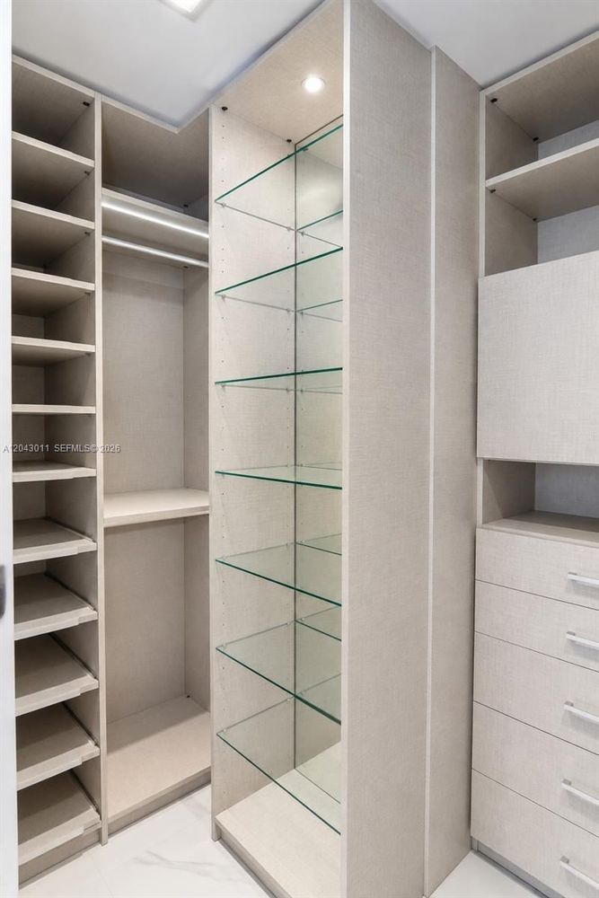 Unit 1004
