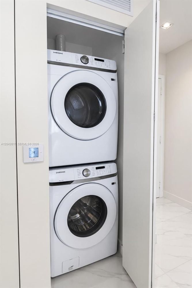 Unit 1004