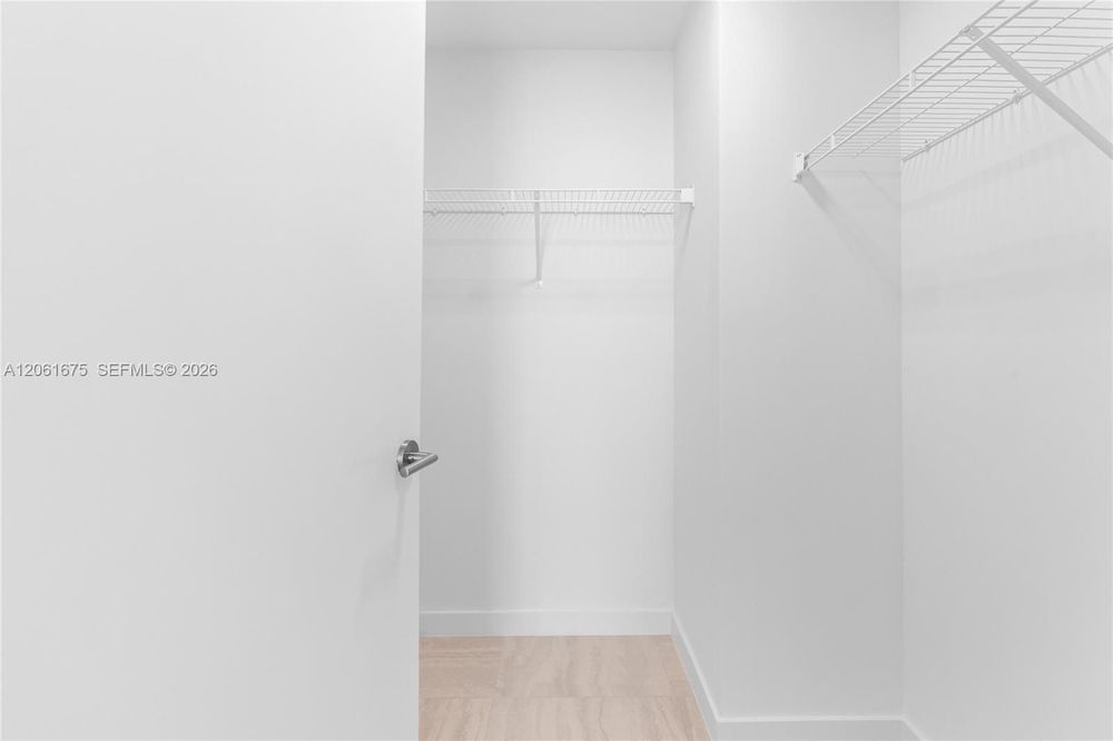 Unit 2205