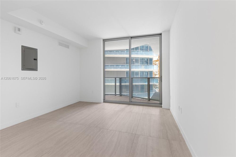 Unit 2205
