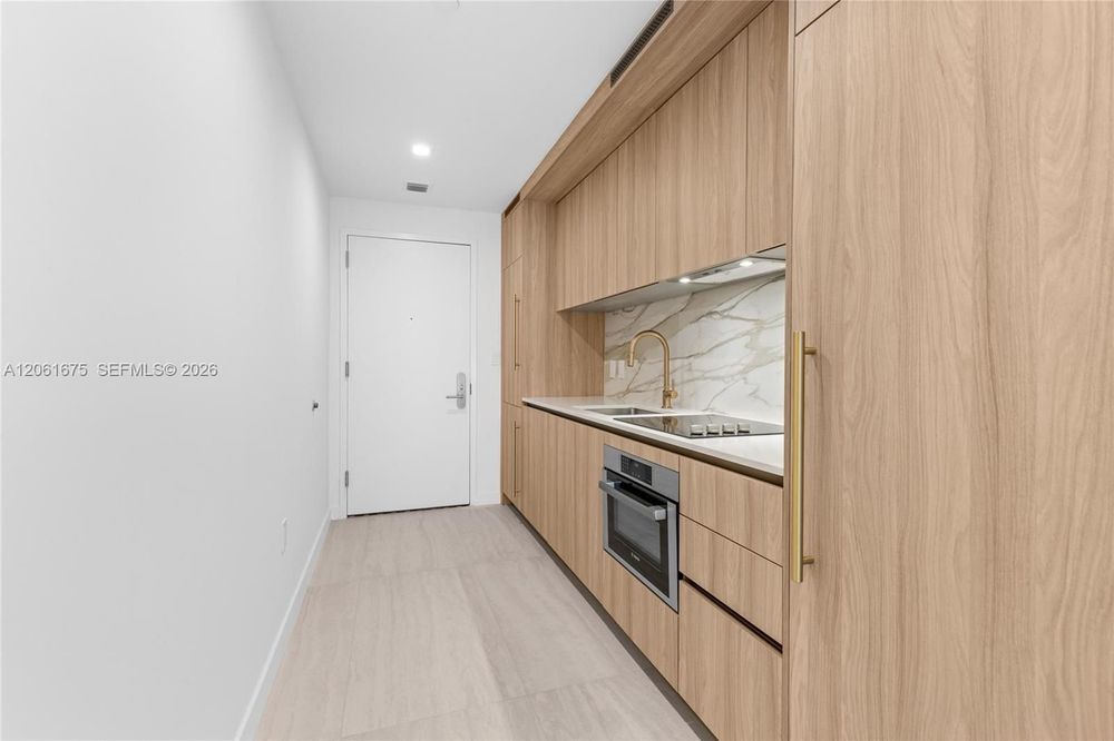 Unit 2205