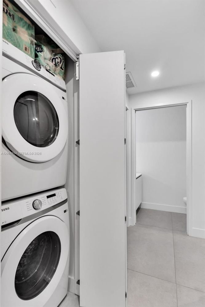 Unit 1203