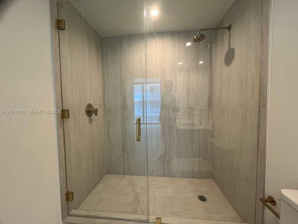 Unit 2206