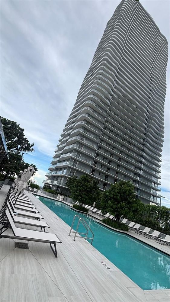 Unit 2106