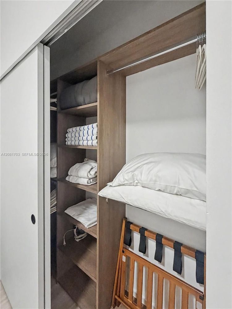 Unit 2105