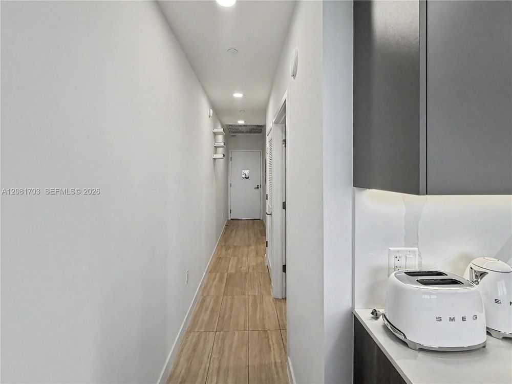 Unit 2105