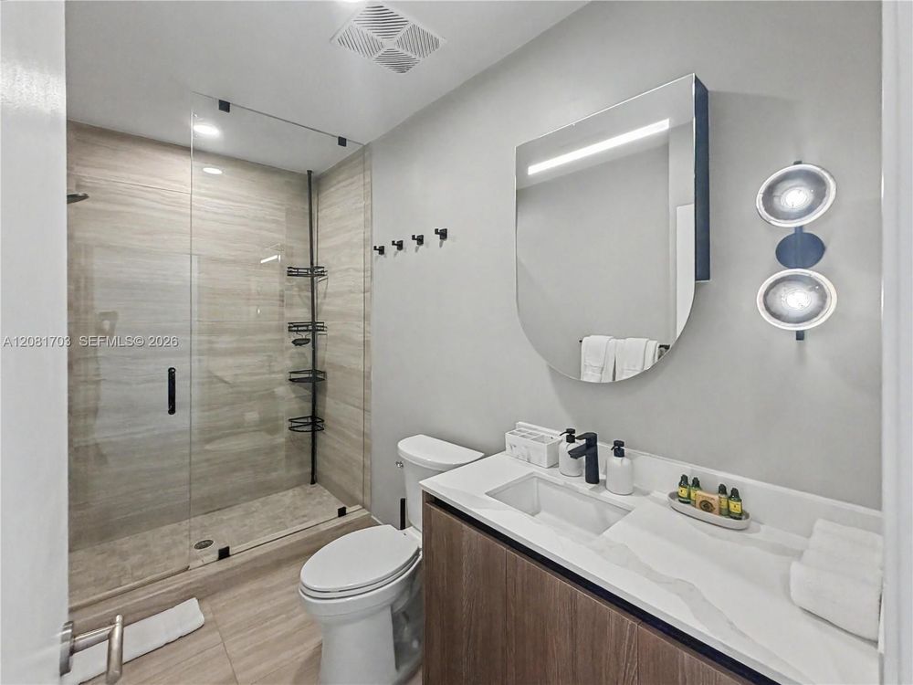 Unit 2105