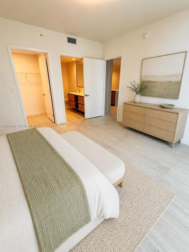 Unit 2201