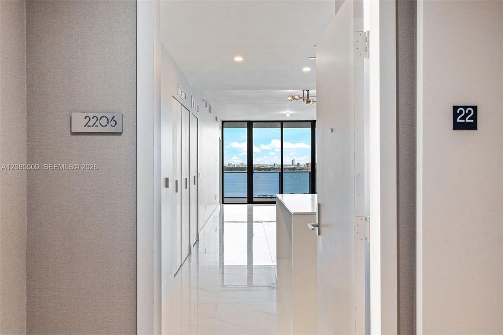 Unit 2206