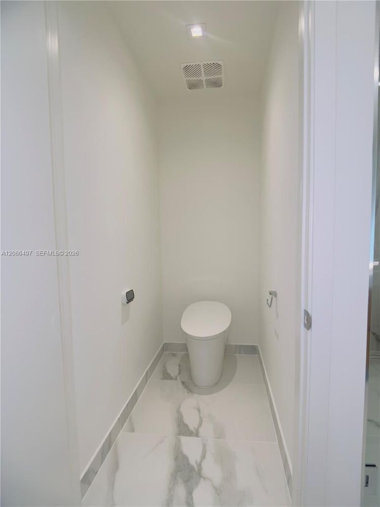 Unit 2105