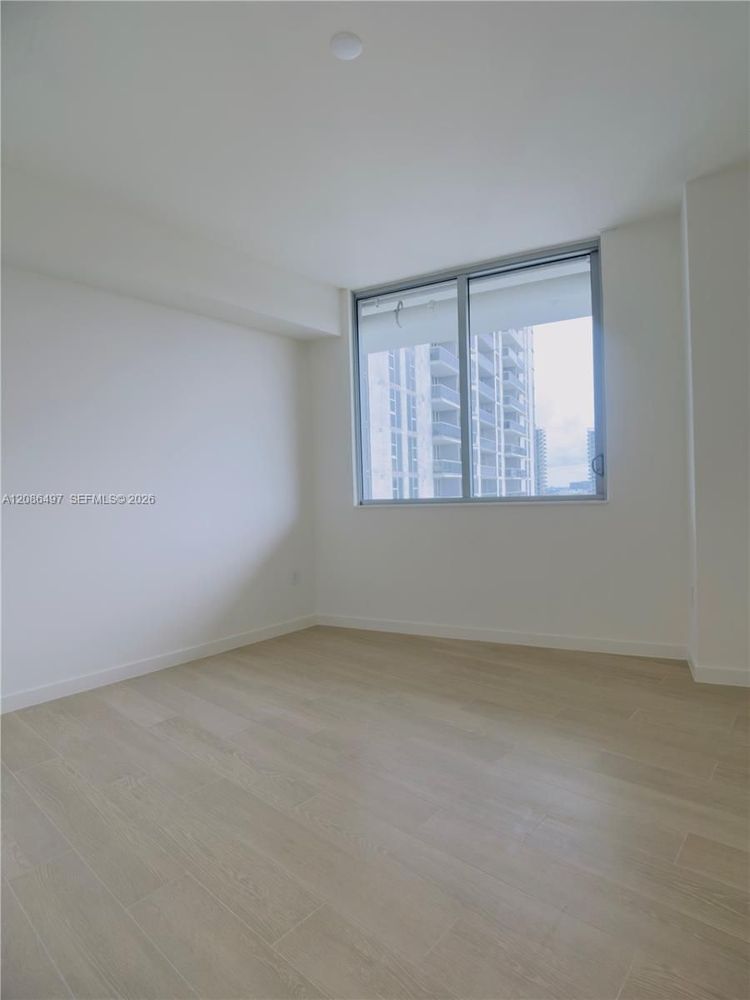 Unit 2105