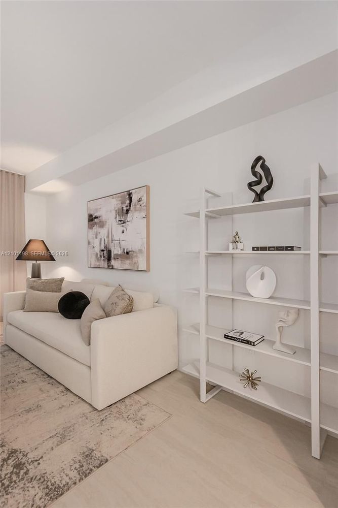 Unit 2208