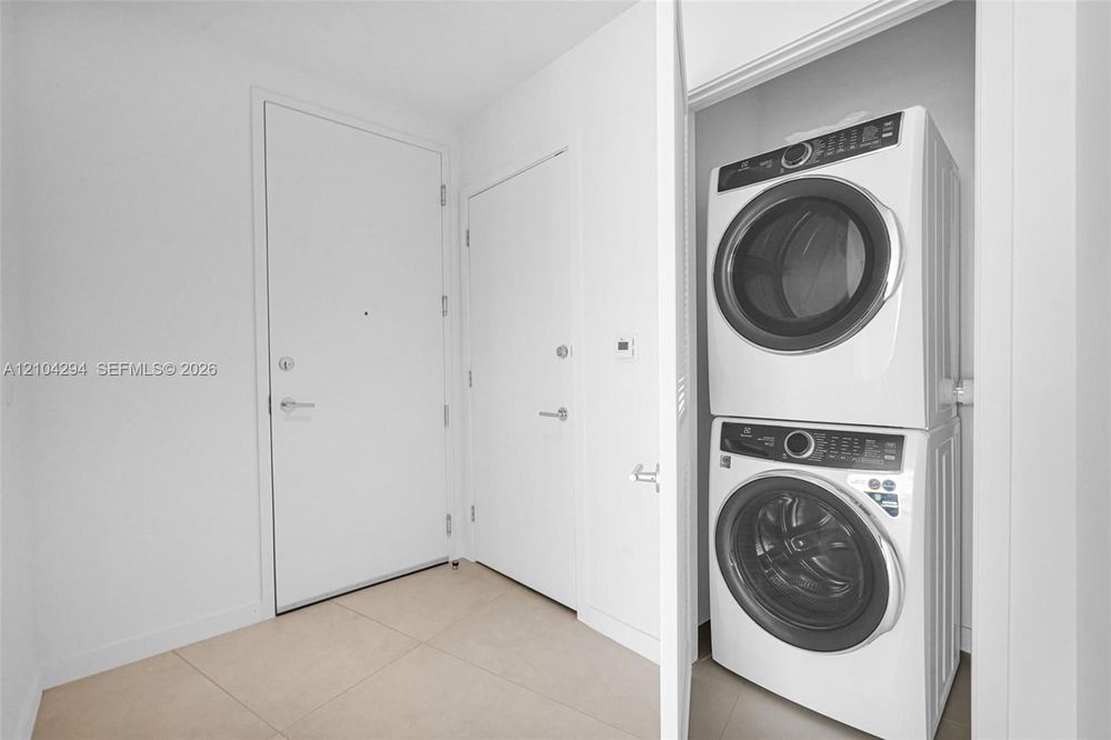 Unit 1606