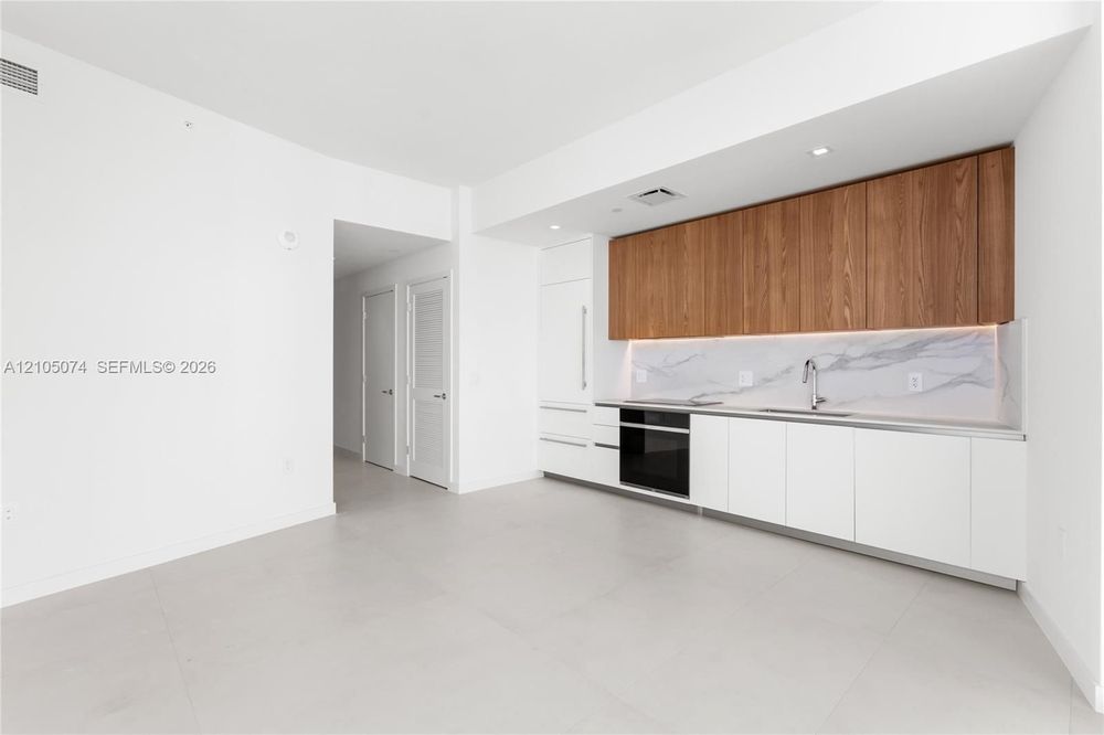 Unit 3407