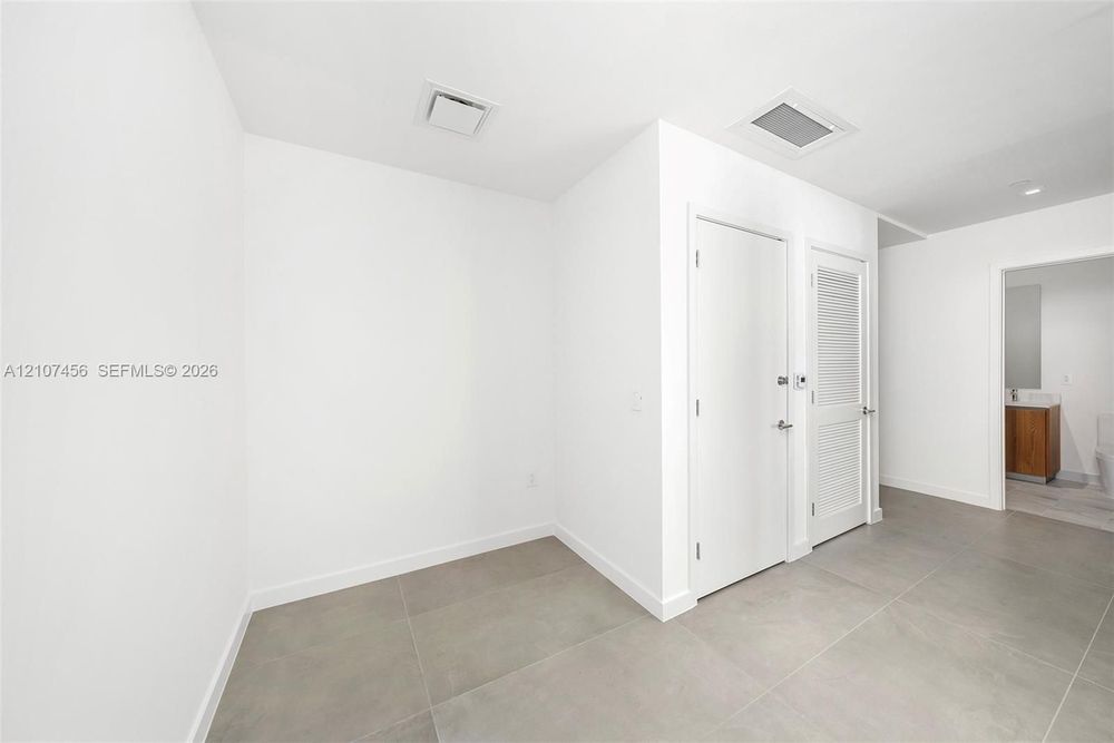 Unit 2604