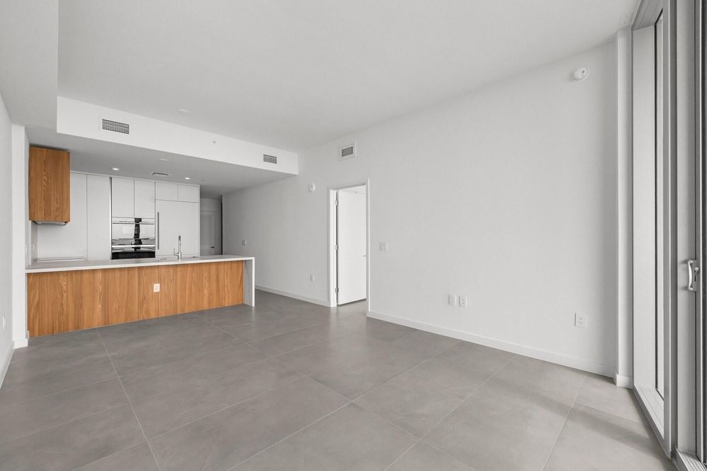 Unit 3204