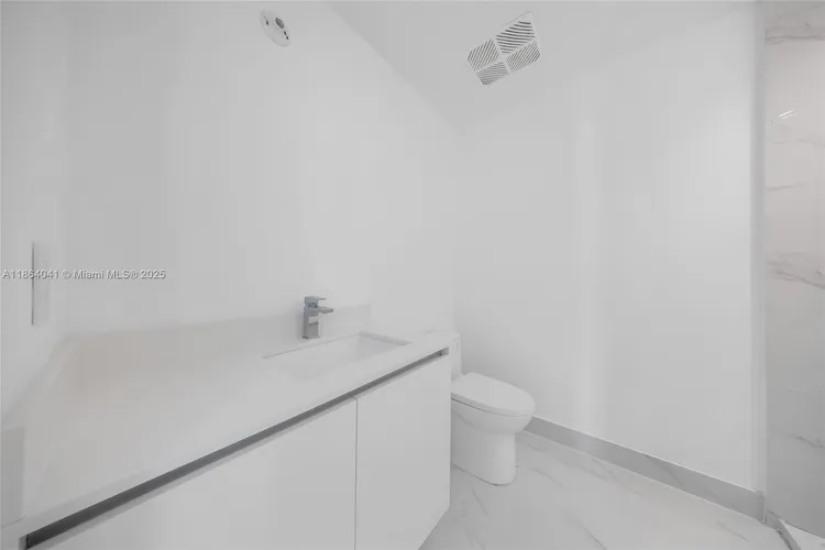 Unit 3204
