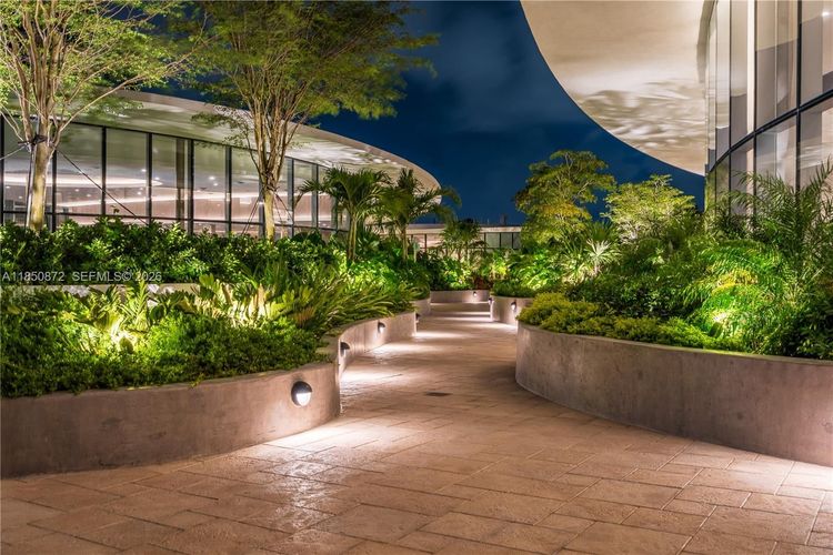 Unit 2306