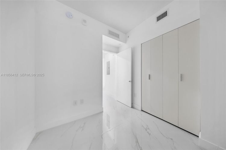 Unit 2704