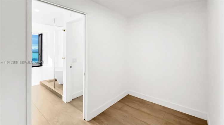 Unit 2405