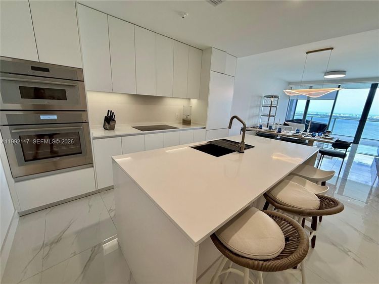 Unit 3802