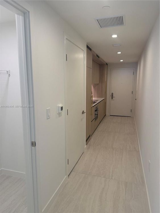 Unit 2204