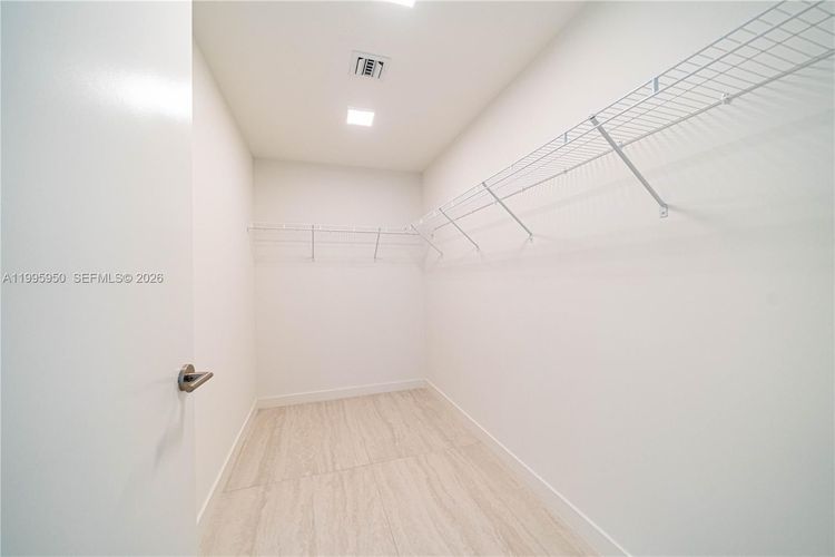 Unit 2908