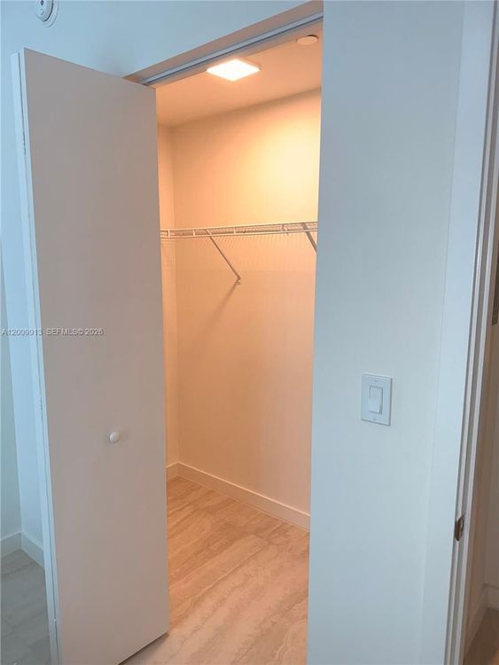 Unit 1811